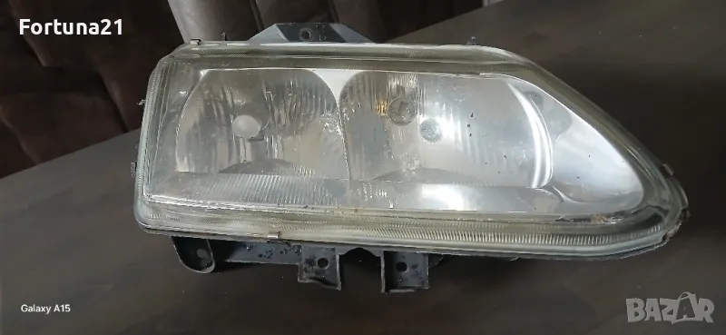 Renault Laguna - десен фар, снимка 1