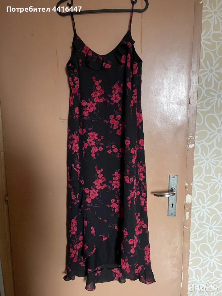 Дамска рокля, снимка 1