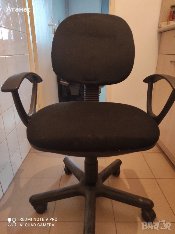 Продавам офис стол , снимка 1