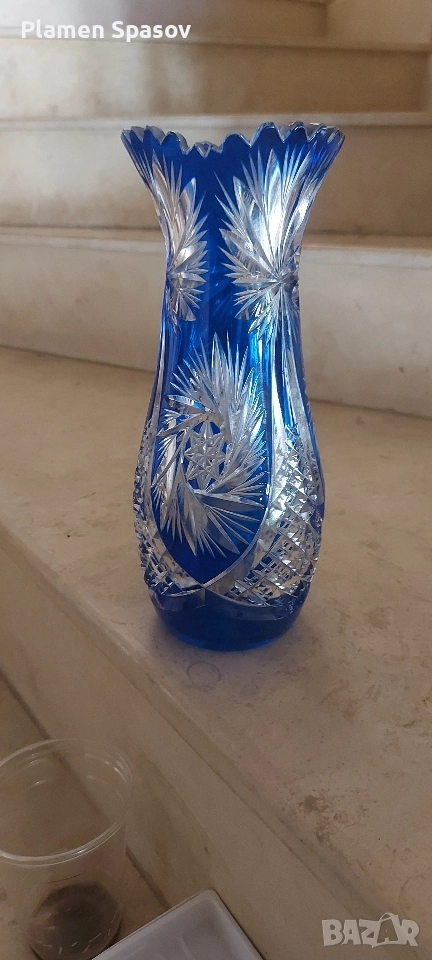кристала ваза в синьо , снимка 1