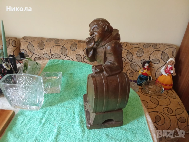 Стара дървена статуетка Монах с буре, снимка 3 - Антикварни и старинни предмети - 53925537