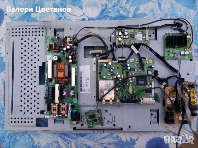 телевизор PHILIPS 23HF5474/10, снимка 3 - Телевизори - 51403894