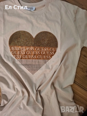 🤍Тениска "GUESS "
Памук 
Бежово С/М   М/Л
19 €, снимка 3 - Тениски - 53654608