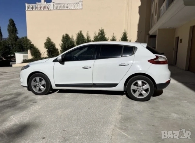 Renault Megane 2010 1.5 Dci 110k.c., снимка 3 - Автомобили и джипове - 52956774