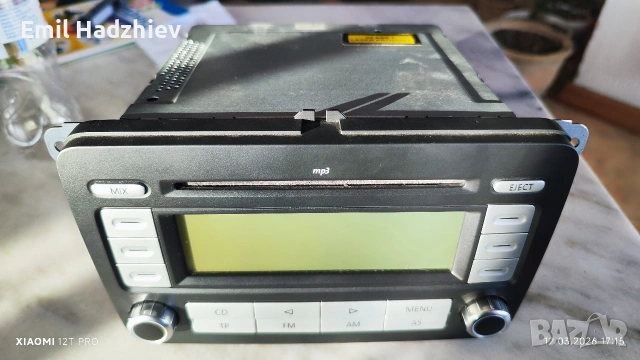 RCD 300 MP3, оригинална за VW, снимка 2 - Аксесоари и консумативи - 53833052