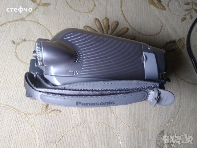 Предлагам оригинална видео и фото камера PANASONIC NV-GS500., снимка 5 - Камери - 52740153