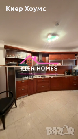 Триетажна къща в кв.,,Раковски",град Димитровград,обл. Хасково, снимка 9 - Къщи - 54067538