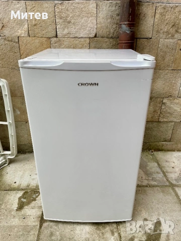 Crown DF 120A-хладилник с камера