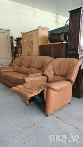 Луксозен комплект кожени мебели (диван + релакс стол) за максимален комфорт – внос от Германия, снимка 3 - Дивани и мека мебел - 54204142