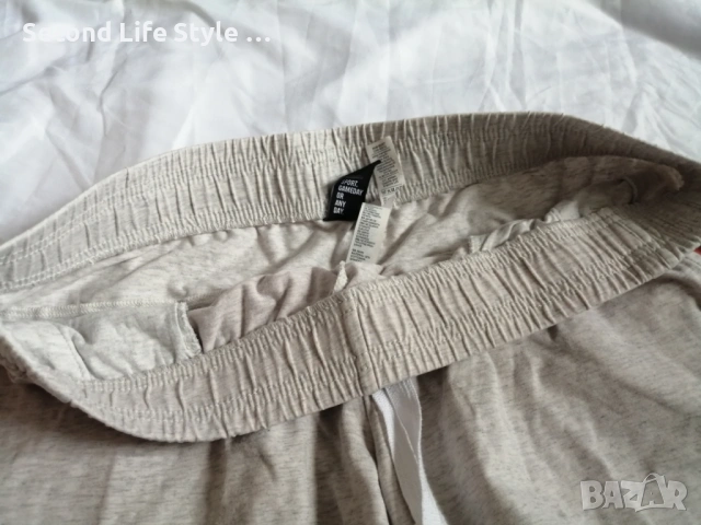 Adidas оригинални дамски спортни къси панталонки - шорти р-р L, снимка 10 - Къси панталони и бермуди - 54019616