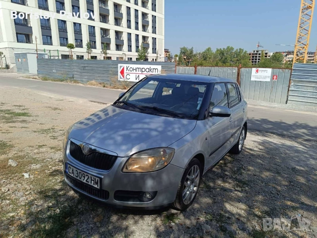 Skoda fabia 1.2, снимка 2 - Автомобили и джипове - 52428471