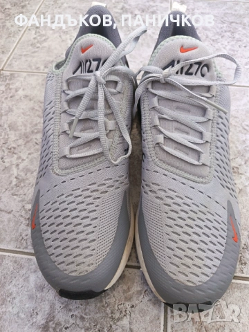 Продавам много запазени оригинални маратонки Найк Ер Макс 270