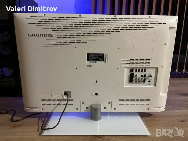 Телевизор Grundig 32 inc, снимка 2 - Телевизори - 48471755