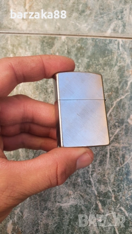 Газова запалка Зипо Zippo Вълк, снимка 3 - Запалки - 54283420
