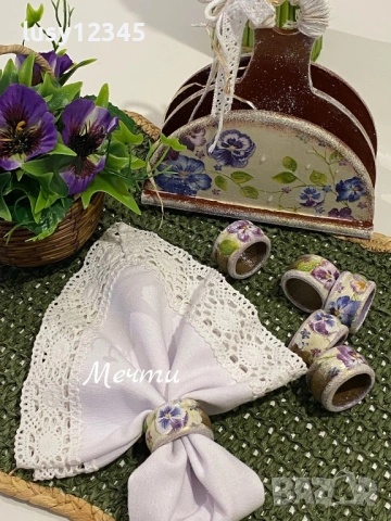 Комплект шест пръстени за салфетки с теменужки! 💜💚💜, снимка 4 - Прибори за хранене, готвене и сервиране - 53843098