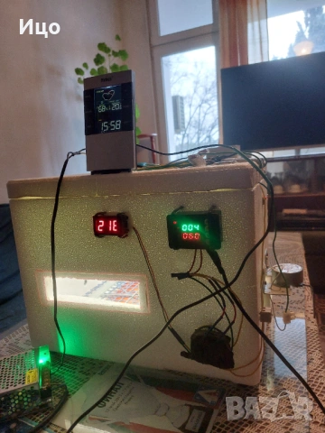 Инкубатор за люпене на яйца!
