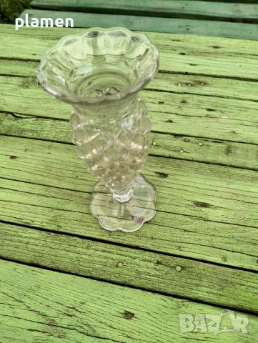 Стъклена ваза, снимка 1 - Антикварни и старинни предмети - 45797058