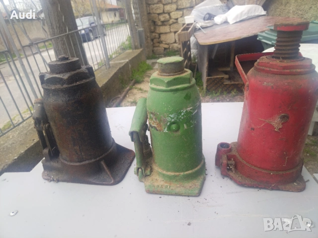 3 броя хидравлични крика за ремонт Цена за трите 60€, снимка 3 - Други инструменти - 54166685