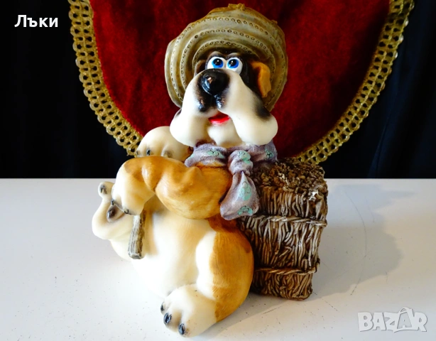 Порцеланова фигура Куче земеделец,касичка. , снимка 3 - Статуетки - 53929135