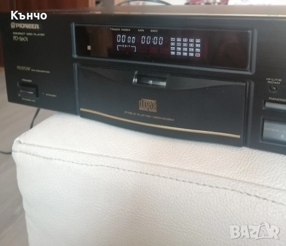 PIONEER CD плеар, снимка 2 - Ресийвъри, усилватели, смесителни пултове - 52776772