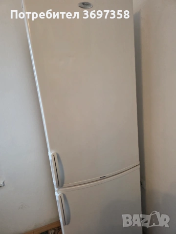 Хладилник с фризер Whirlpool , снимка 2 - Хладилници - 53191458