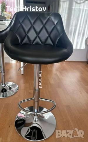 Бар стол с регулируема височина и въртяща функция – комфорт и стил за дома и заведения, снимка 3 - Столове - 53239522