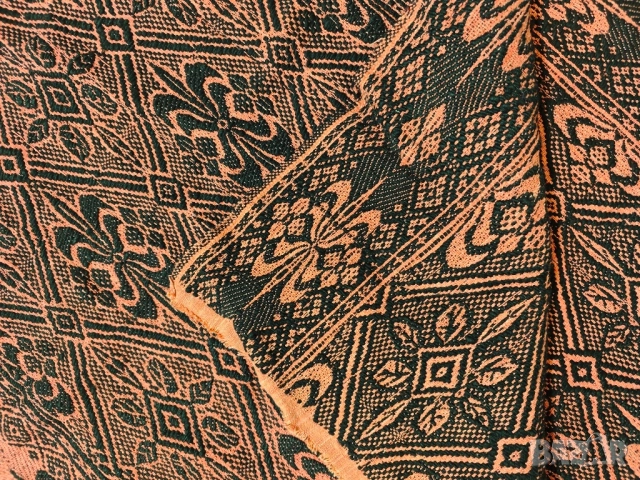 Продавам две жакардови постелки за легло /диван, снимка 10 - Покривки за легло - 51453430