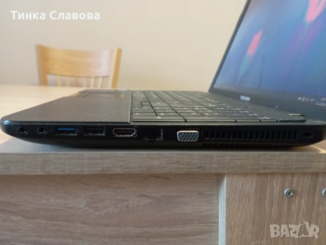 Продавам лаптоп Toshiba , снимка 2 - Лаптопи за дома - 54177024