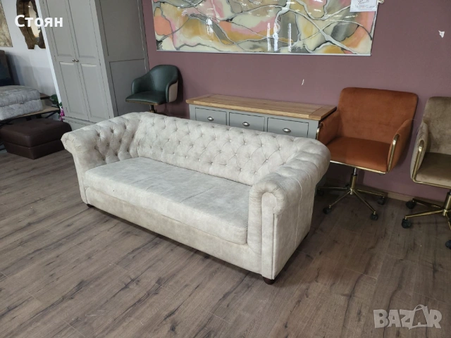 Кремав диван от плат тройка Честърфийлд с функция сън, снимка 6 - Дивани и мека мебел - 53759903