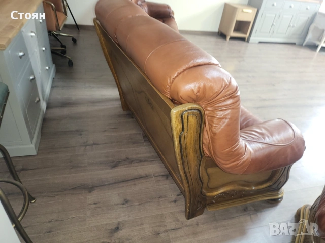 Кафяв комплект дивани тройка,двойка и фотьойл от естествена кожа и дъб, снимка 5 - Дивани и мека мебел - 53754113