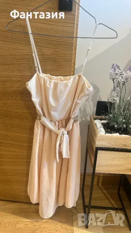 Детска рокля за 10 години, снимка 2 - Детски рокли и поли - 49890028