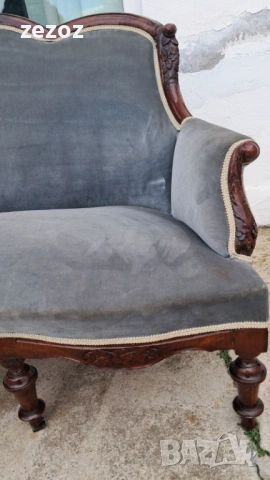 Антикварен диван масив орех, снимка 4 - Дивани и мека мебел - 54087029