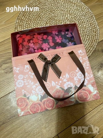 Шал с кутия, снимка 4 - Шалове - 52997317