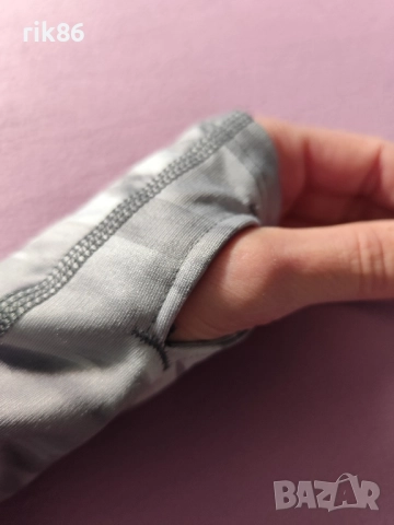 Дамска блуза на Under Armour, снимка 3 - Блузи с дълъг ръкав и пуловери - 52096981