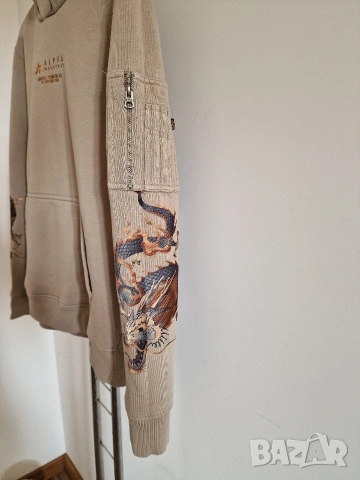 Страхотен мъжки суитчър ALPHA INDUSTRIES размер М , снимка 7 - Суичъри - 53755011