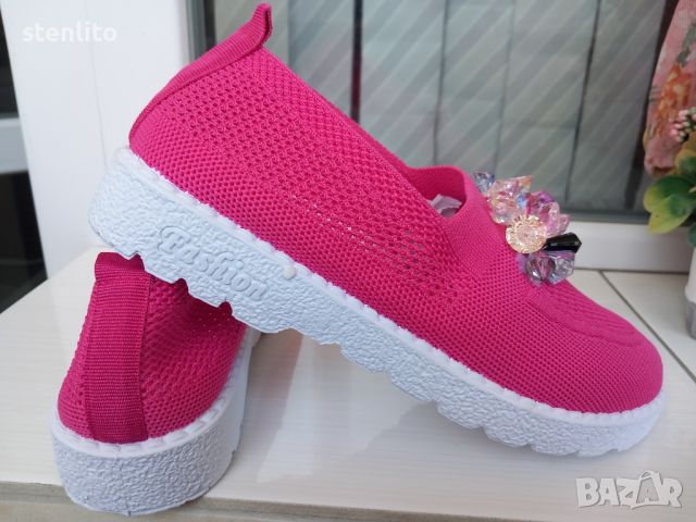 Дамски спортни обувки в розов цвят с камъни