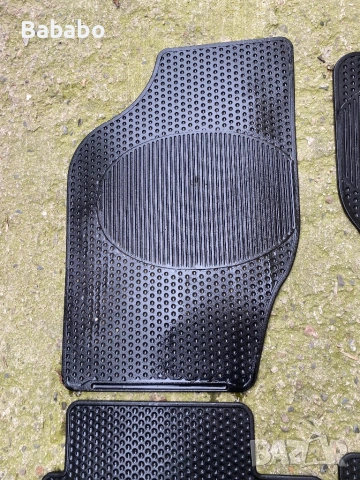 Оригинални гумени стелки за Пежо 307, снимка 4 - Аксесоари и консумативи - 53708134