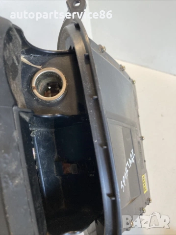 Преден пепелник за KIA Sportage 2.0 CRDi (2006-2010) 85960A, снимка 2 - Части - 53338247