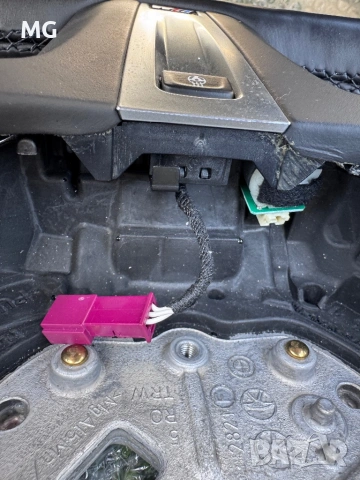 Волан с подгрев и вибрация BMW G20 2022, снимка 9 - Части - 53835893