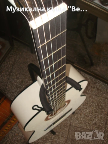 Класическа китара Valencia, Размер 4/4, снимка 6 - Китари - 41186720