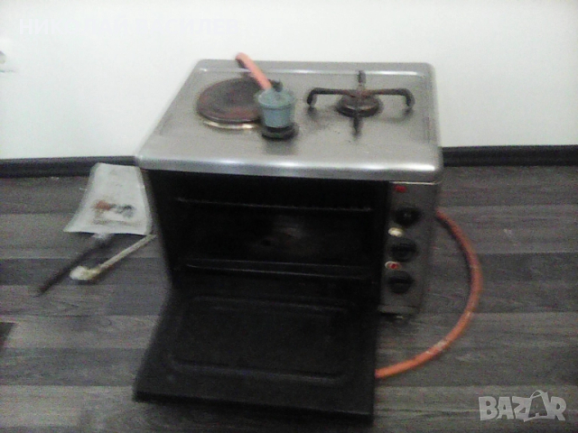 Предлага  печка  с  фурна     на  газ /  и   един котлон   на  ток  ., снимка 5 - Печки, фурни - 51850836