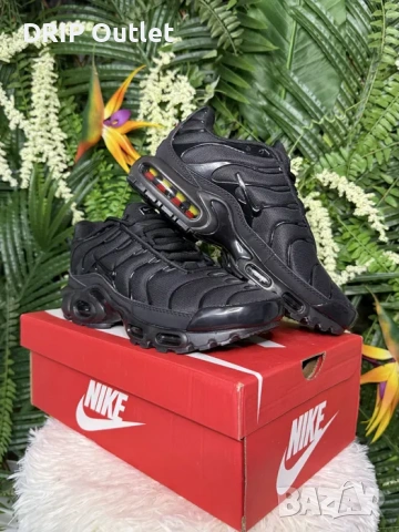 !НОВИ! Nike Air Max Plus 'TN' | Triple Black | + КУТИЯ, снимка 4 - Маратонки - 54167853