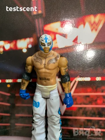 Екшън фигура WWE Rey Mysterio Рей Мистерио Basic White & Light Blue играчка Рей Мистерио, снимка 10 - Фигурки - 49511422