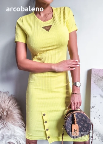 Елегантна дамска оребрена памучна рокля с дължина до коляното INEZ