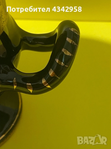  Винтидж ваза Спиропулос с гръцки дизайн, изработена от порцелан с 24-каратово злато.1980 г., снимка 5 - Антикварни и старинни предмети - 52896674