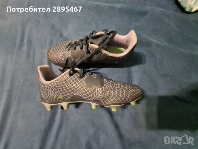 Футболни обувки номер 35, снимка 1 - Футбол - 45493506