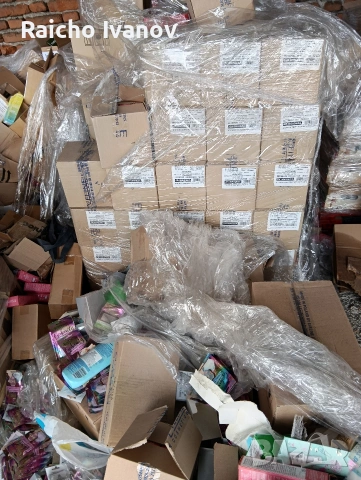 козметика на едро и на кашон или пале , снимка 6 - Козметика за лице - 54001838