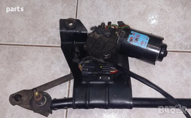 Моторче и Механизъм Предни Чистачки Дачия Логан - Сандеро - Дъстер (МП)
64343295
- 8200209866, снимка 3 - Части - 49850525