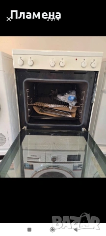 Печка с керамични котлони Voss, снимка 3 - Печки, фурни - 53579193