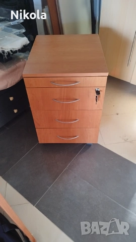 Шкафче за бюро на колела - контейнер със заключване 42/50/63см